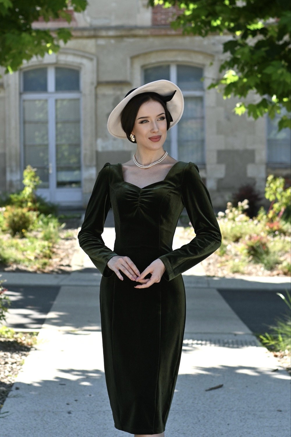 Carmen Velvet Wiggle Dress